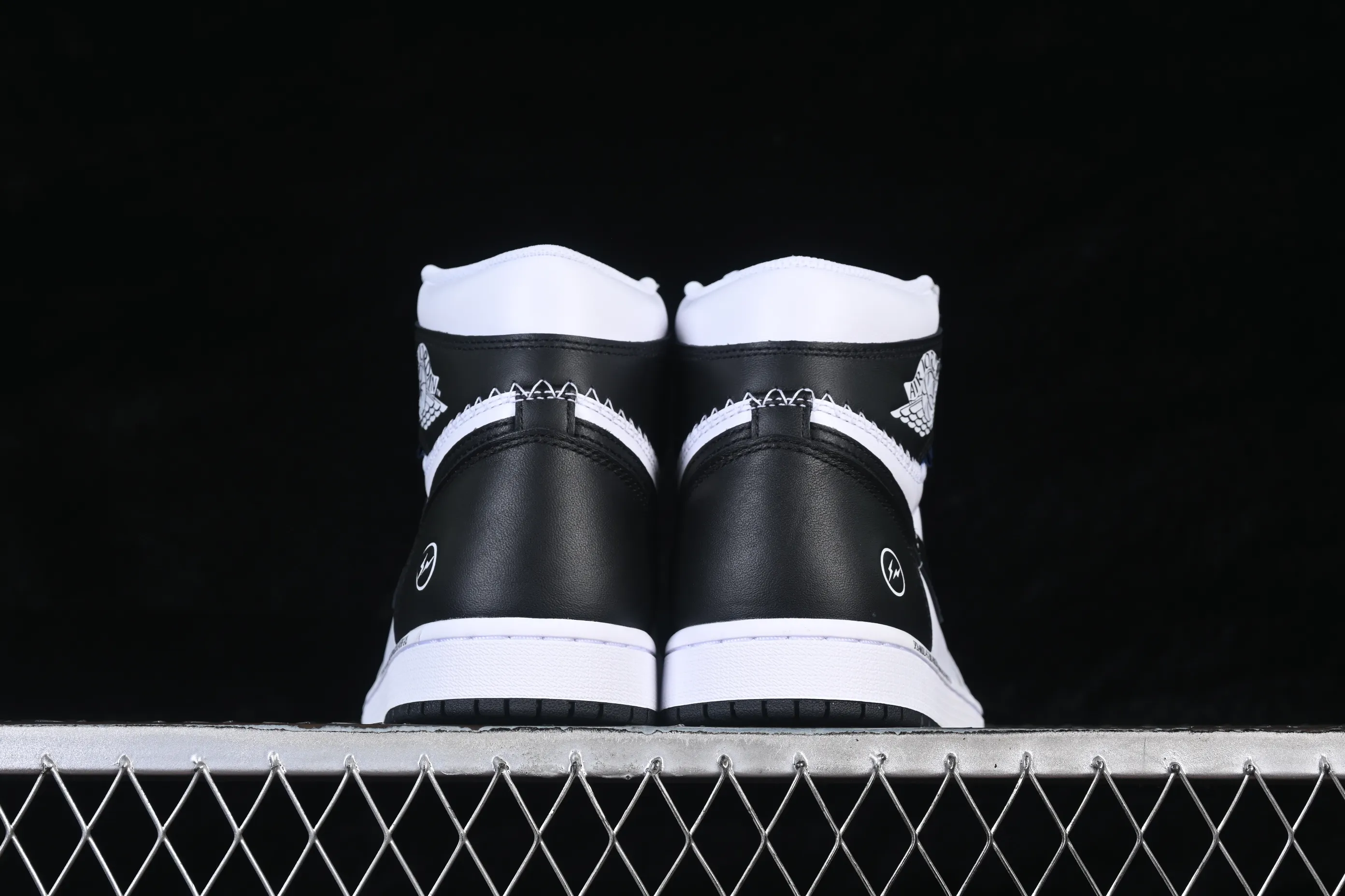 All categories Air Jordan Jordan series basketball shoes Air Jordan 1 High LJR version Fragment Design x Union x Air Jordan 1 Hi Joe 1 Fujiwara Hiroshi Lightning high-top basketball shoes II7282-100